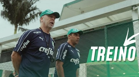 Palmeiras treina para jogo contra o Sistema