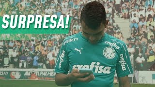 Veron ganha mensagem e camisa do ídolo Verón