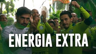 Com apoio da torcida, Palmeiras treina para enfrentar o São Paulo