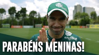Palmeiras treina e elenco parabeniza time feminino por título da Libertadores