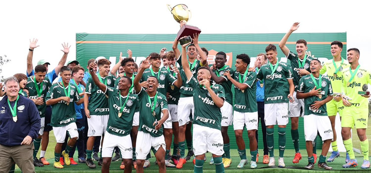 Sub-17 do Palmeiras conquista o bicampeonato do Mundial de Clubes