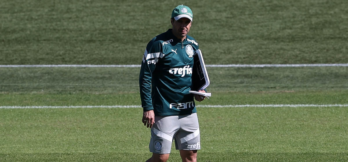 Seleção? Abel volta a falar que está feliz no Palmeiras: "Não falta nada no clube"