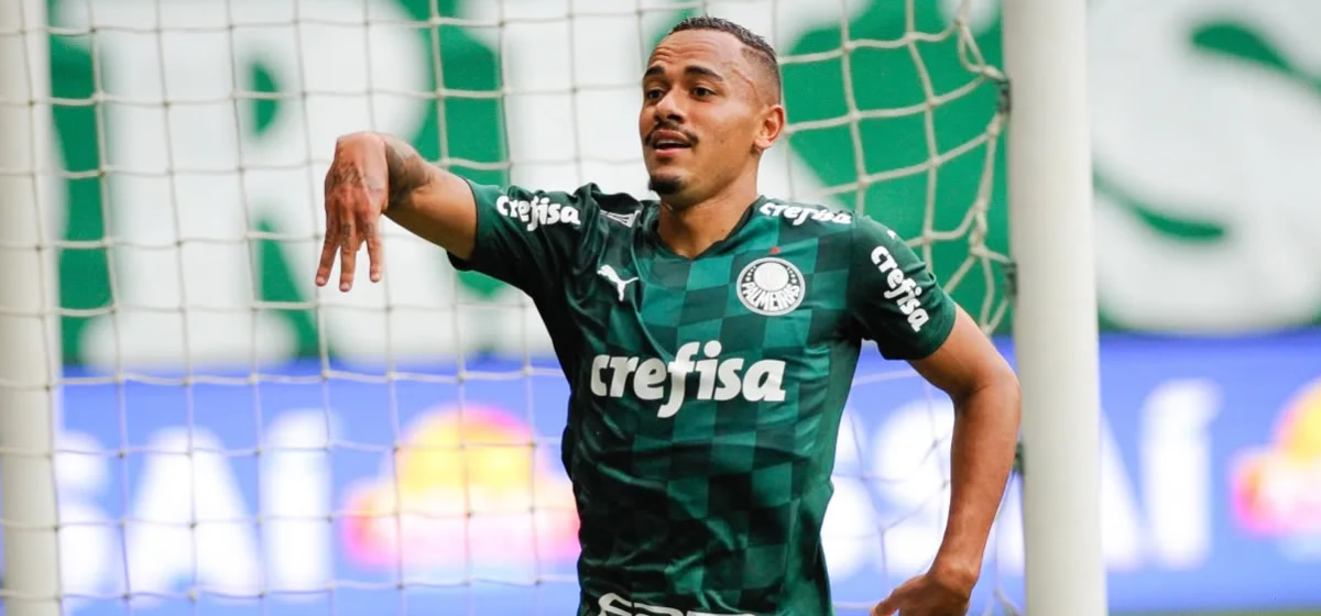 Acertado com o Cruzeiro, Papagaio se despede do Palmeiras