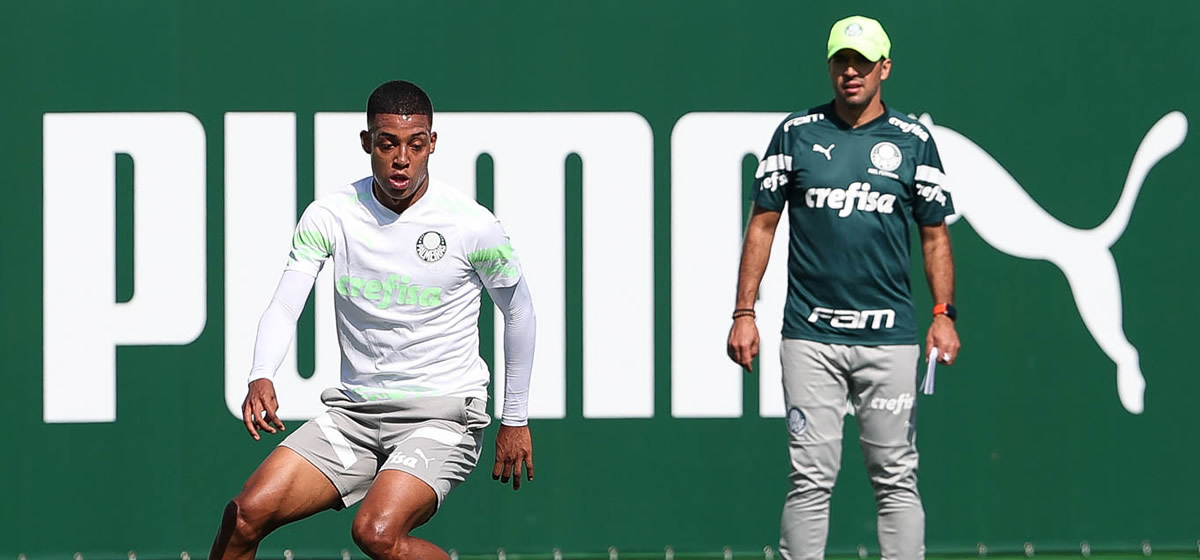 Palmeiras segue preparação para enfrentar o América-MG; Dudu permanece no DM