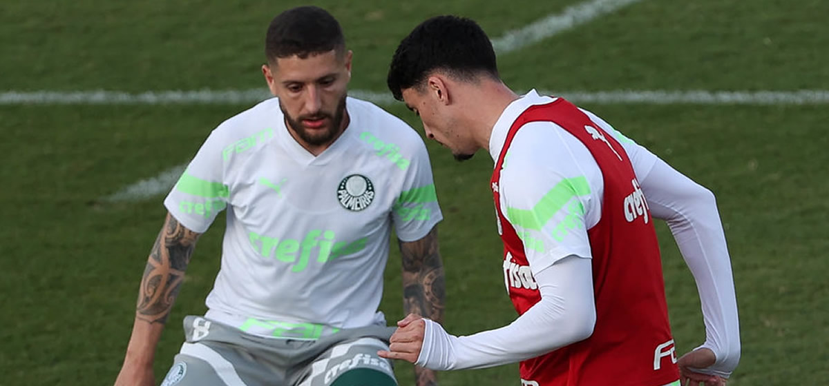 Palmeiras faz treino coletivo mirando clássico contra o São Paulo; veja opções de Abel para vaga de Artur