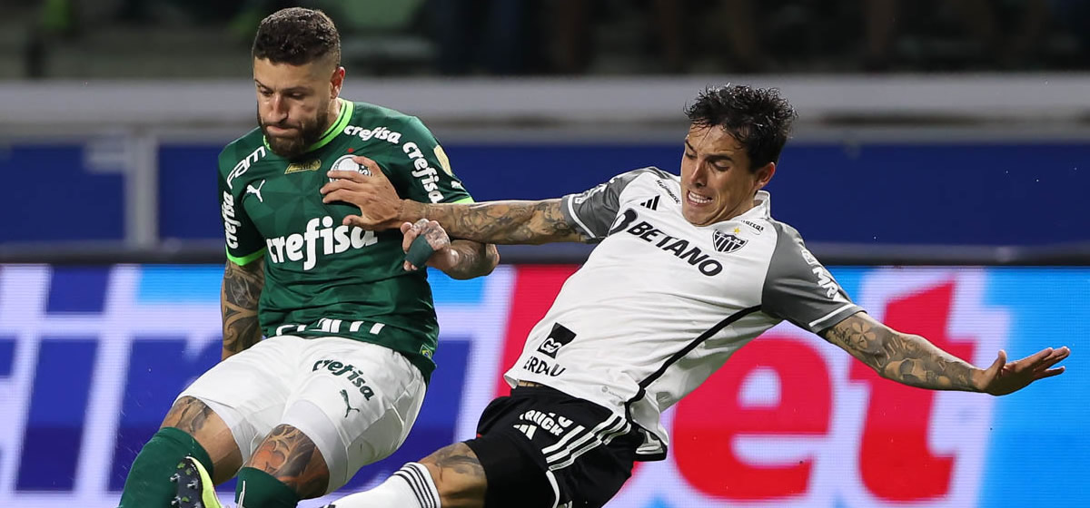 Destaque contra o Atlético-MG, Zé Rafael elogia consistência e maturidade do Palmeiras