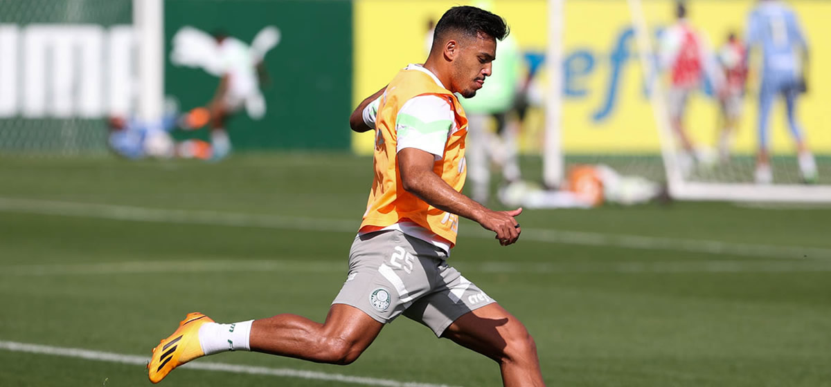 Gabriel Menino vê Palmeiras recuperando performance do começo do ano