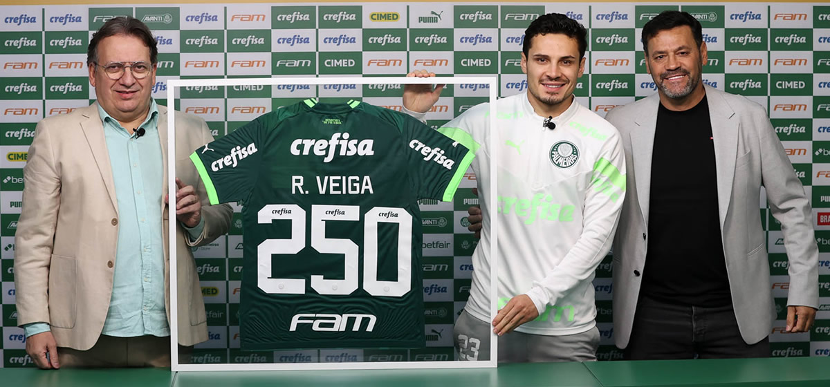 Raphael Veiga celebra 250 jogos pelo Palmeiras e projeta duelo contra o Deportivo Pereira