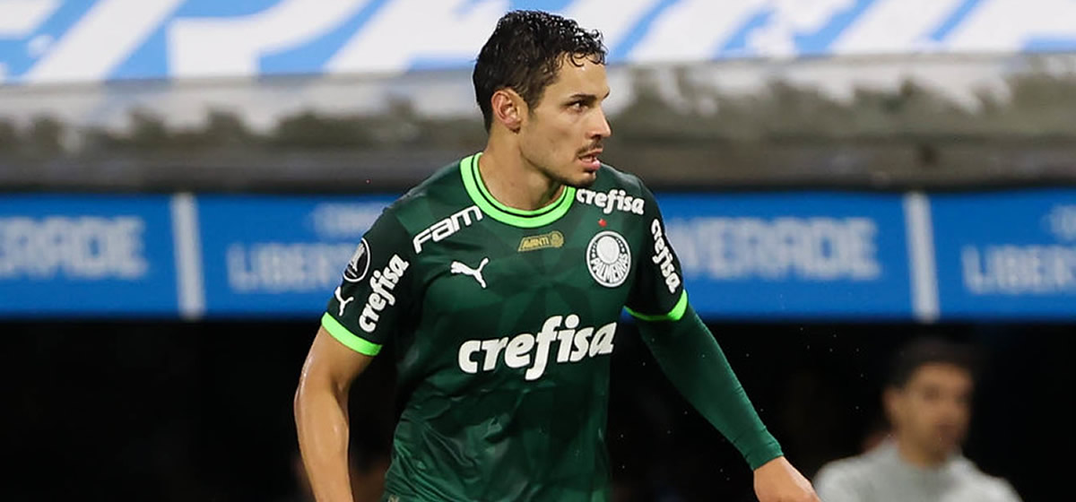 Raphael Veiga admite Palmeiras inofensivo na Bombonera e promete outra postura no Allianz Parque: "Lá é diferente"