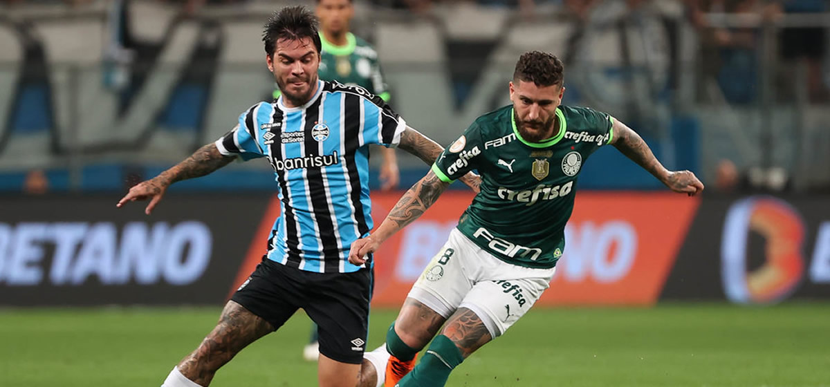 Palmeiras domina o Grêmio mas perde e desperdiça chance de encostar no líder
