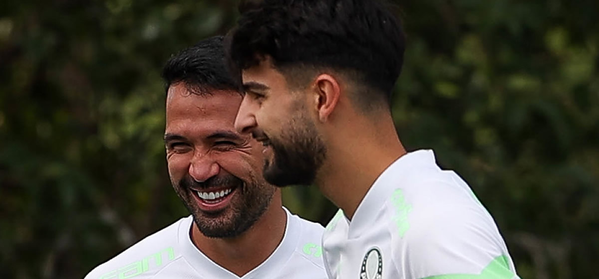 Vídeo: López dribla Lomba, deixa Luan no chão e marca golaço em treino do Palmeiras