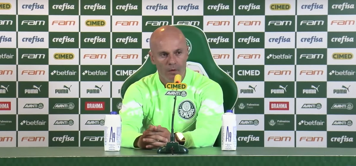 Vitor Castanheira admite: momento atual do Palmeiras é o pior da "Era Abel"