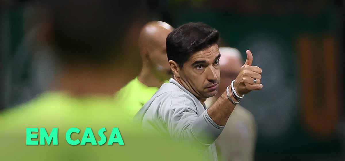 Abel chega a Portugal para passar férias e reafirma compromisso com o Palmeiras