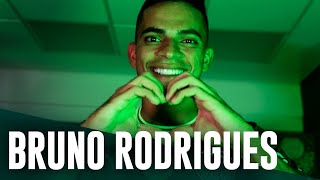 Bruno Rodrigues conhece a Academia e fala à TV Palmeiras
