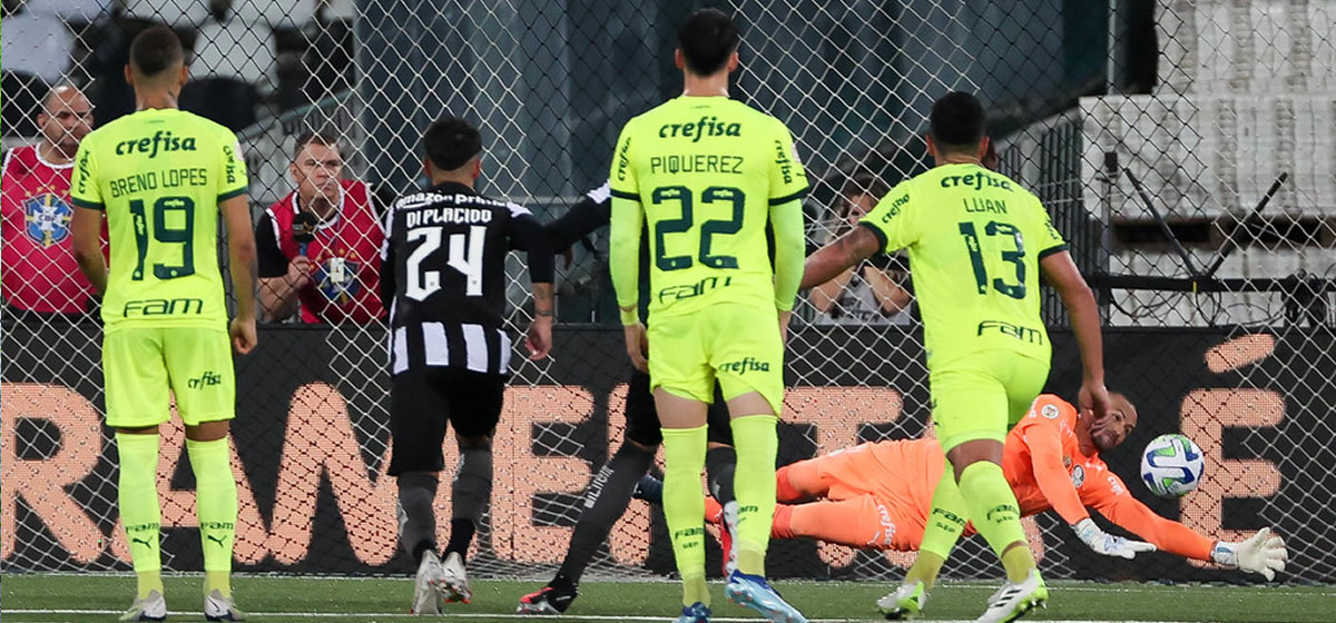 Perto do 11º título no Palmeiras, Weverton lembra defesa que mudou o rumo do Brasileirão