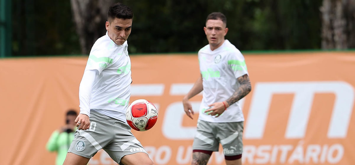 Atuesta se destaca em jogos-treino e vive expectativa de ganhar espaço no começo do ano