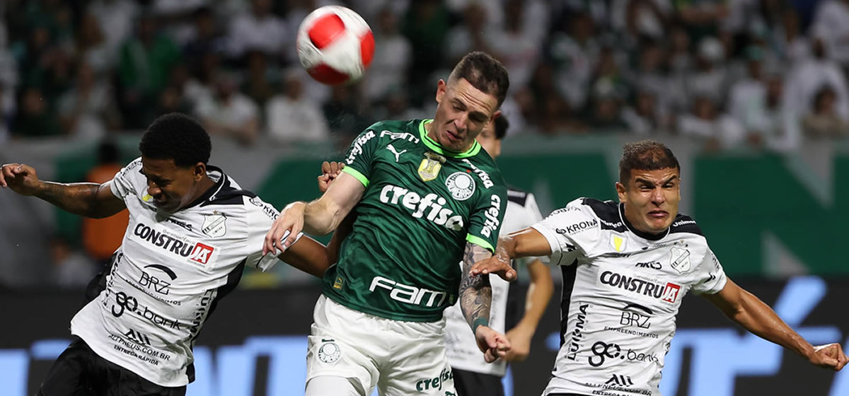 Raphael Veiga se diz impressionado com Aníbal Moreno: "Além de marcar joga muito"