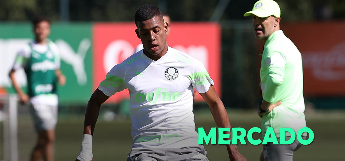 Três clubes europeus mostram interesse em Vanderlan