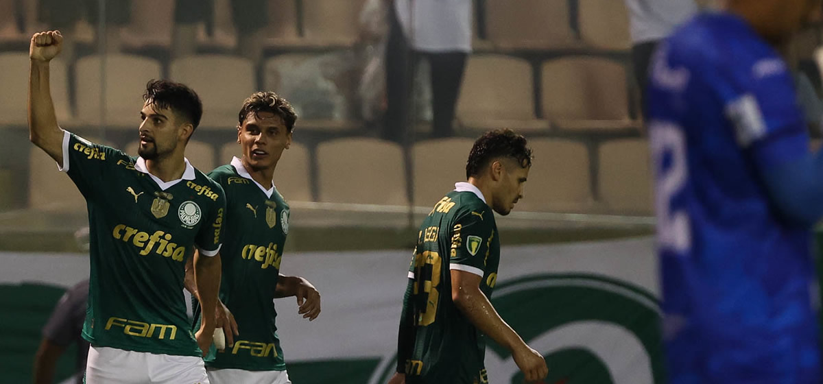 Palmeiras joga para o gasto e vence o Ituano na Arena Barueri