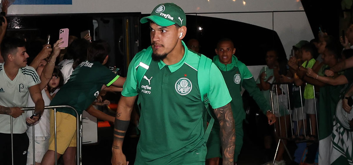 Gómez sofre fratura em dedo do pé; Palmeiras não define prazo de recuperação