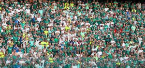 Ingressos à venda para Palmeiras x Athletico-PR; renda será doada para o RS