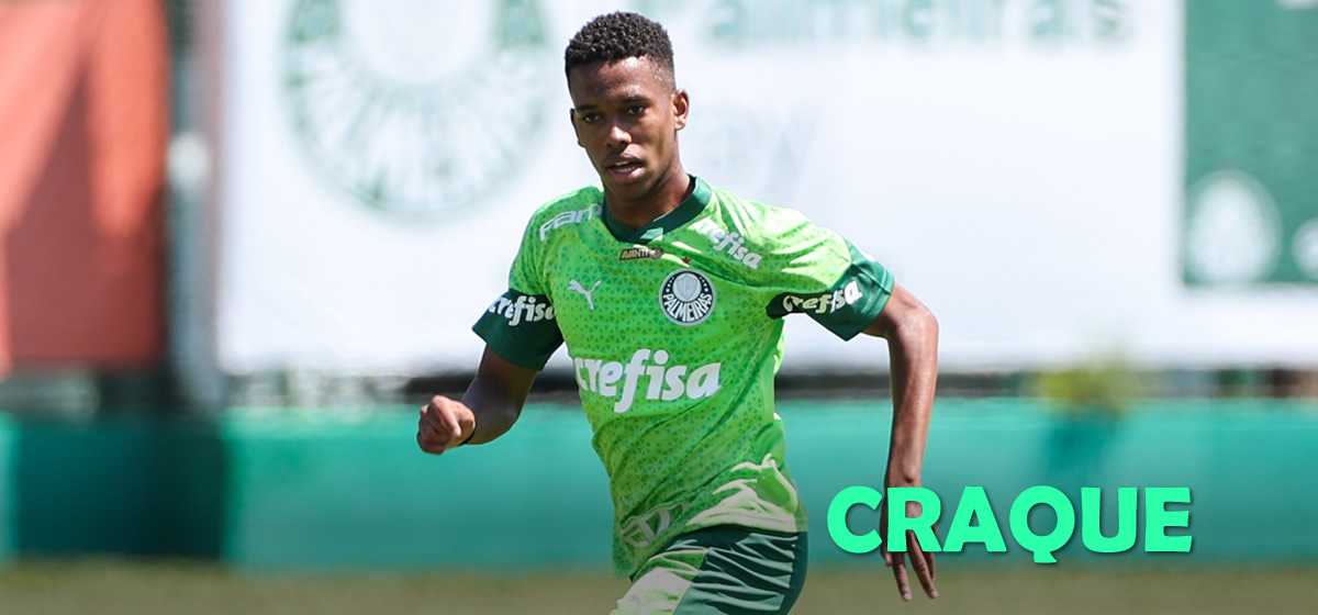 Estêvão marca dois golaços em treino do Palmeiras; assista
