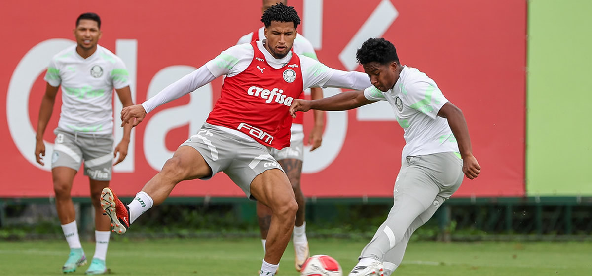 Palmeiras faz treino técnico para enfrentar o Botafogo; veja possível escalação