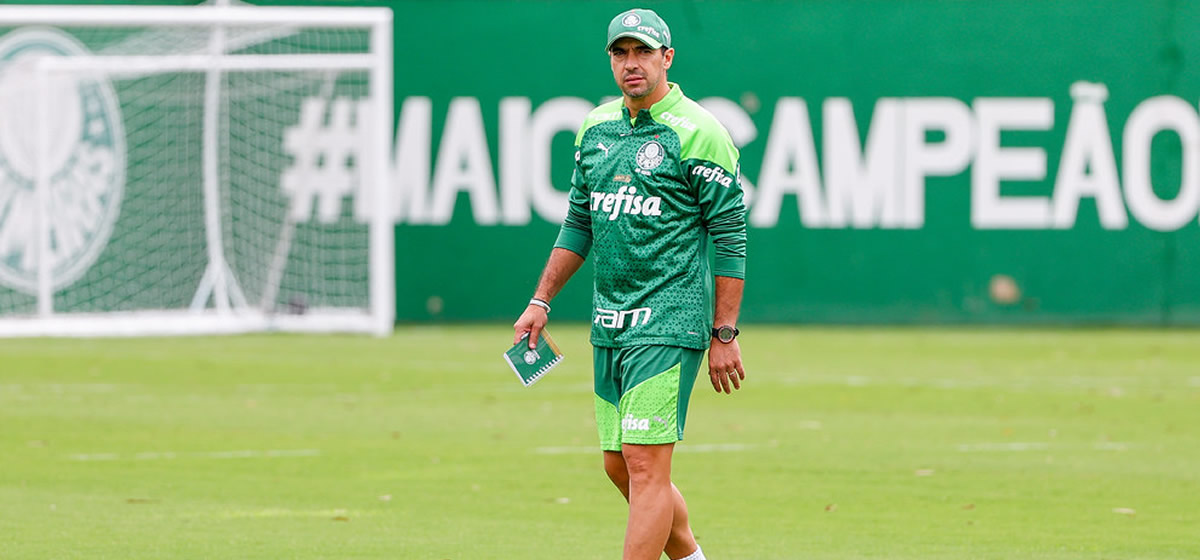 Palmeiras faz treino técnico para enfrentar o Red Bull Bragantino; veja possível escalação