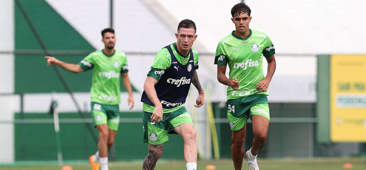 Palmeiras inicia preparação para enfrentar o Internacional; Abel vai mexer no time de novo