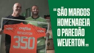 Weverton recebe homenagem de São Marcos
