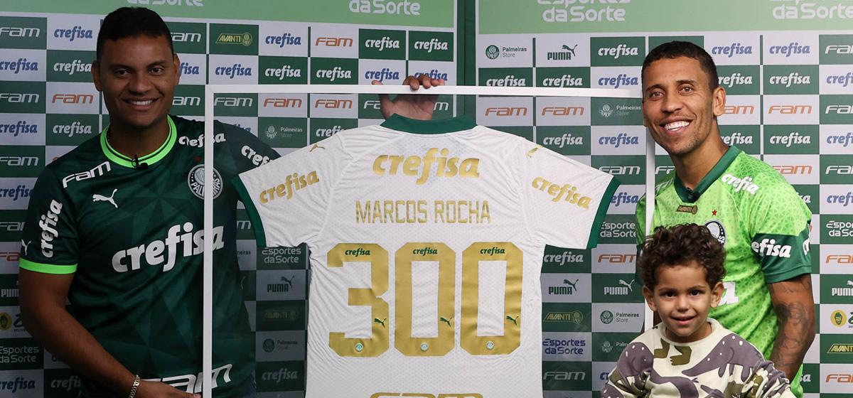 Marcos Rocha é homenageado pelos 300 jogos no Palmeiras: "Feliz e honrado"