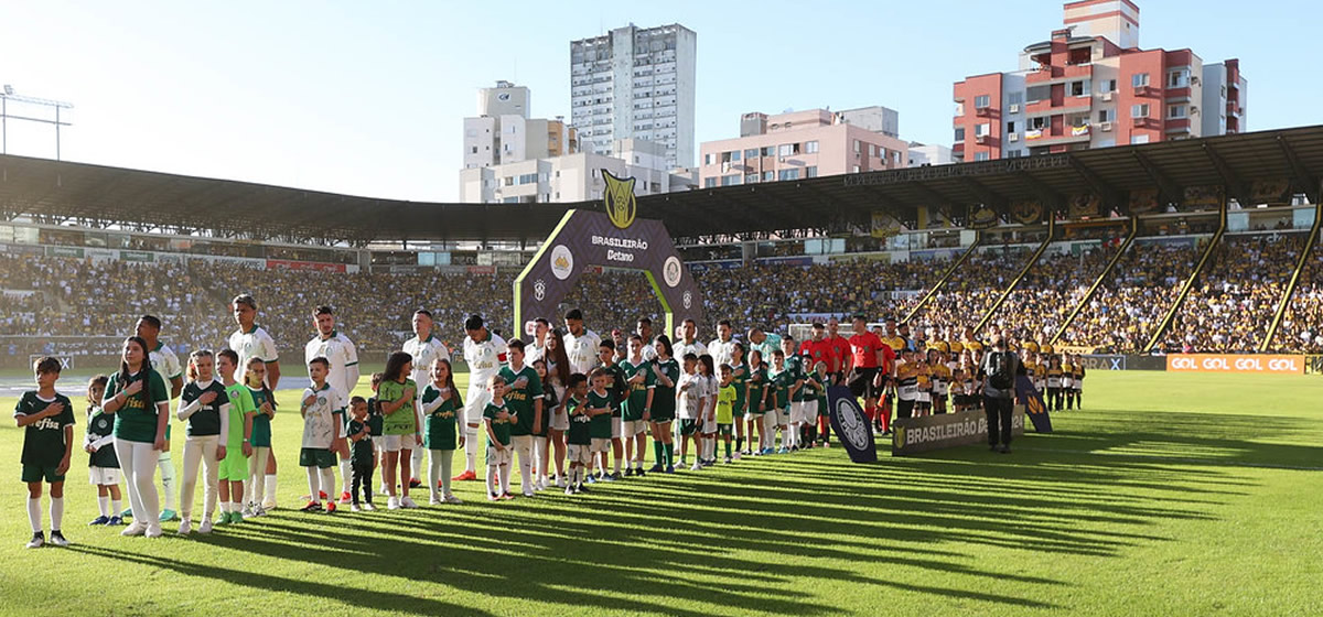 Ficha técnica de Criciúma 1 x 2 Palmeiras