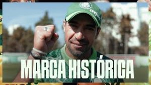Vídeo: Abel comemora nova marca histórica no Palmeiras
