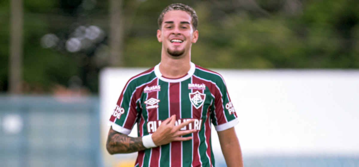 Veja lances de Agner, meia que o Palmeiras contratou do Fluminense