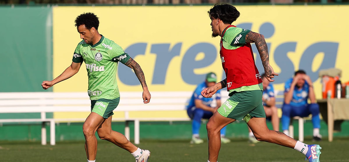 Palmeiras faz treino tático na véspera do jogo contra o Botafogo; veja possível escalação