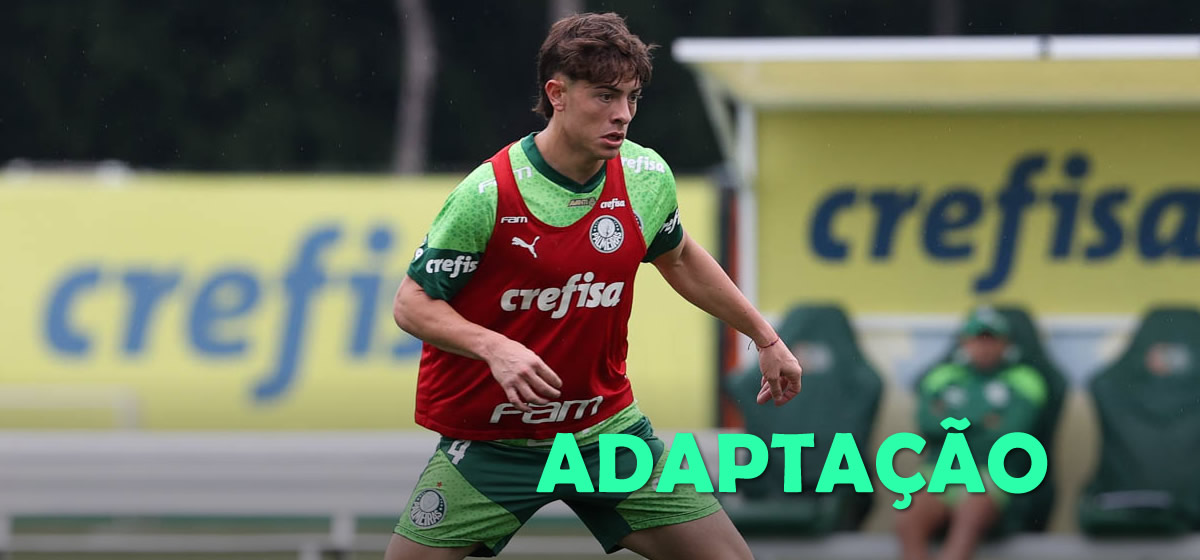 Giay completa 1 mês de Palmeiras e aponta diferenças do futebol argentino