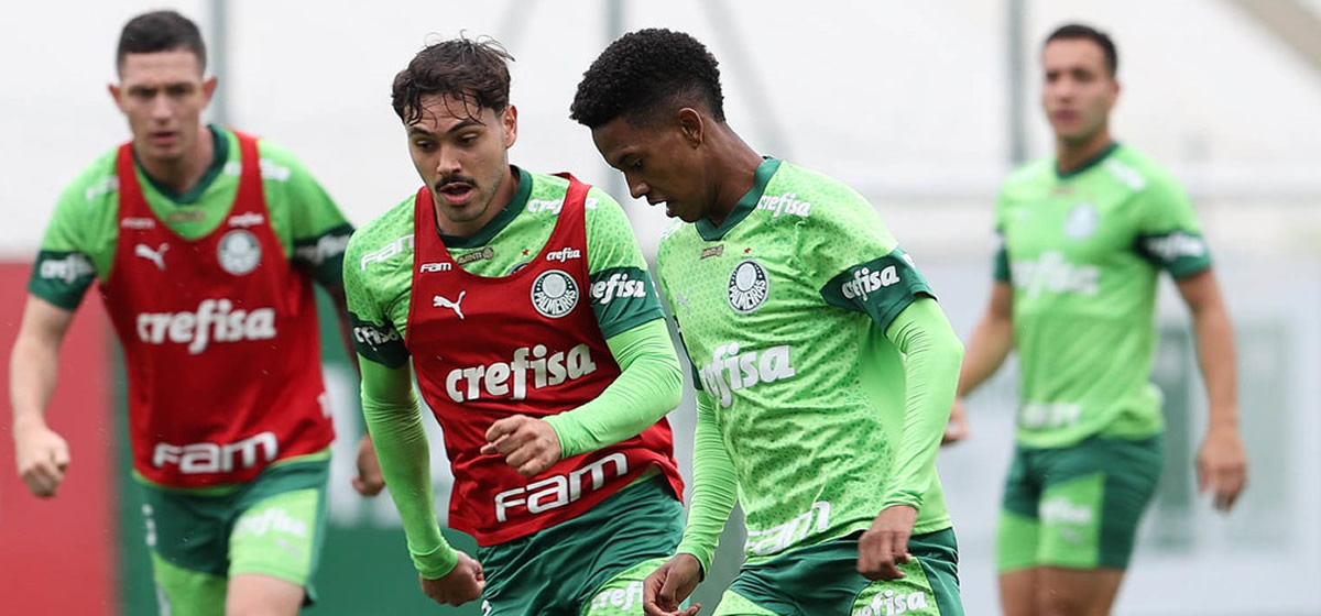 Palmeiras visita o Corinthians precisando vencer para seguir vivo no Brasileirão