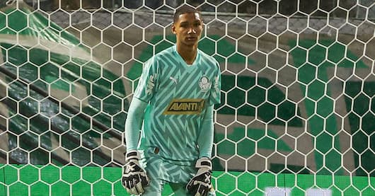 Palmeiras erra muito, perde para o Grêmio e se despede da Copa São Paulo