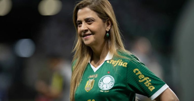 Leila diz que Palmeiras não recebeu proposta do City por Vitor Reis e avisa que não tem pressa par vender