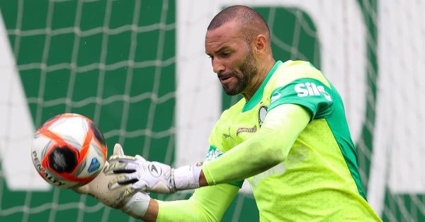 Weverton comenta saída do Palmeiras: “Decisão difícil”