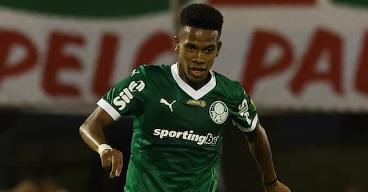 Decisivo, Estêvão projeta sequência do Paulista e mostra gratidão ao Palmeiras