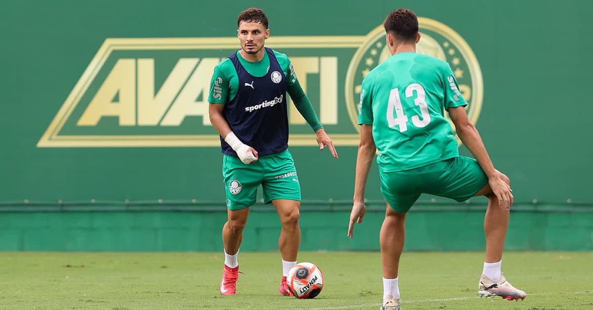 Sem dez jogadores, Palmeiras retoma preparação para enfrentar o Corinthians