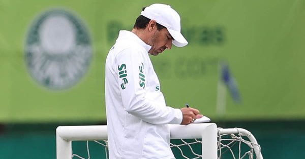 Palmeiras volta aos treinos hoje; Abel terá desfalque para jogo contra o Mirassol