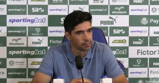 Vídeo: coletiva do Abel após vitória sobre o Ceará