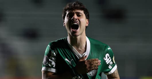 Maurício volta a marcar após lesão e celebra vitória na altitude: “Mostramos ser uma equipe forte”