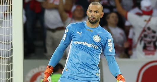Weverton enxerga evolução mas pede pés no chão ao Palmeiras após 5ª vitória seguida