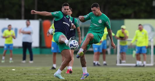 Com Paulinho disponível, Palmeiras enfrenta o Corinthians pelo primeiro clássico do Brasileirão
