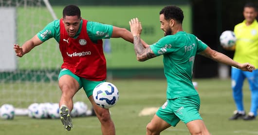 Palmeiras visita o Internacional para confirmar a boa fase e seguir entre os líderes do Brasileirão