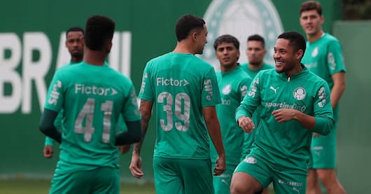 Palmeiras faz treino tático na véspera do jogo contra o Ceará; escalação deve ter mudanças