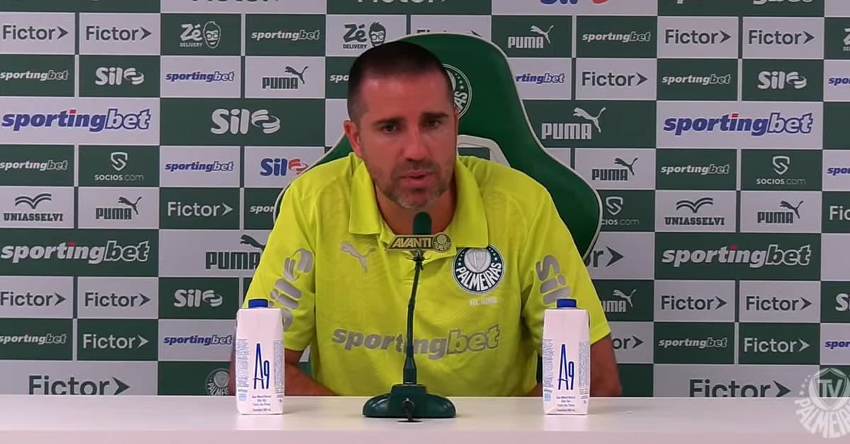 João Martins valoriza força do elenco após vitória no clássico: "Várias opções para todas as posições"